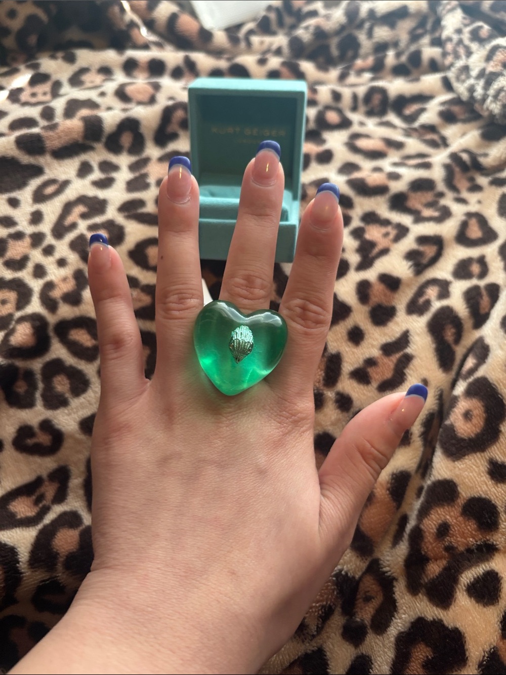 NIB Kurt Geiger Heart Ring - Picture 2 of 6
